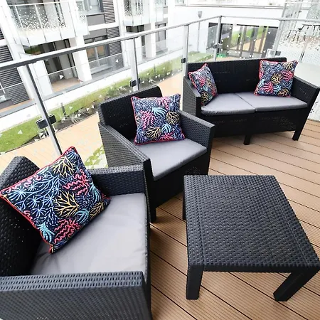 アパート El Rojo Z Garazem *